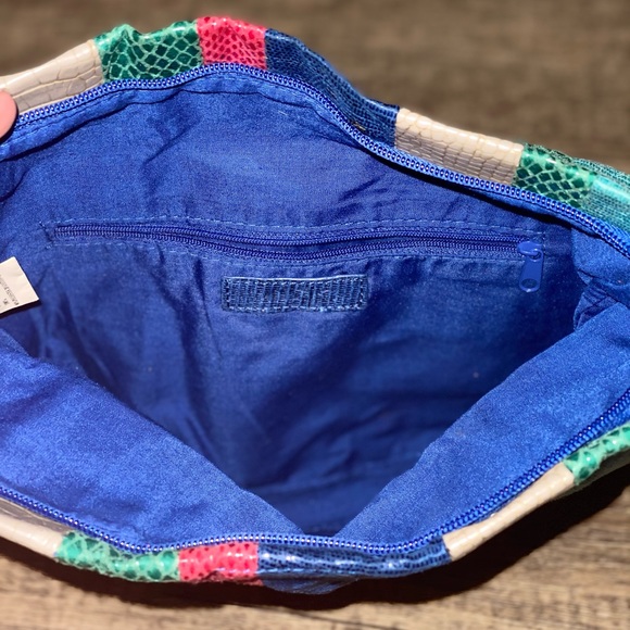 Aldo Clutch - Picture 2 of 3